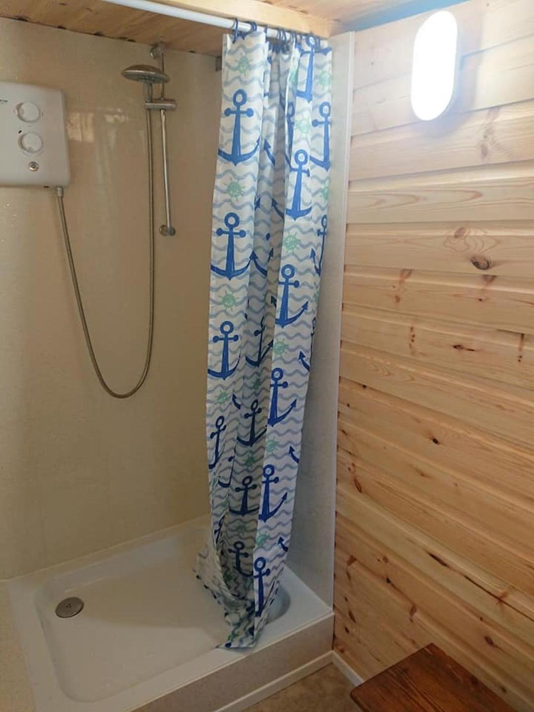 Bronllys Farm Coastal Self-Catering Apartment Llanelli Room photo